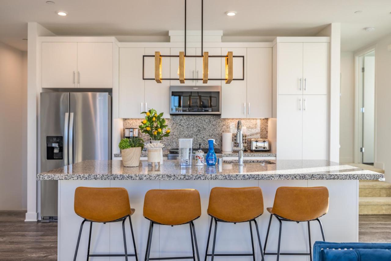 Disney Firework View 3 Bedrooms Townhouse Kitchen Fast Wifi Anaheim Exterior photo